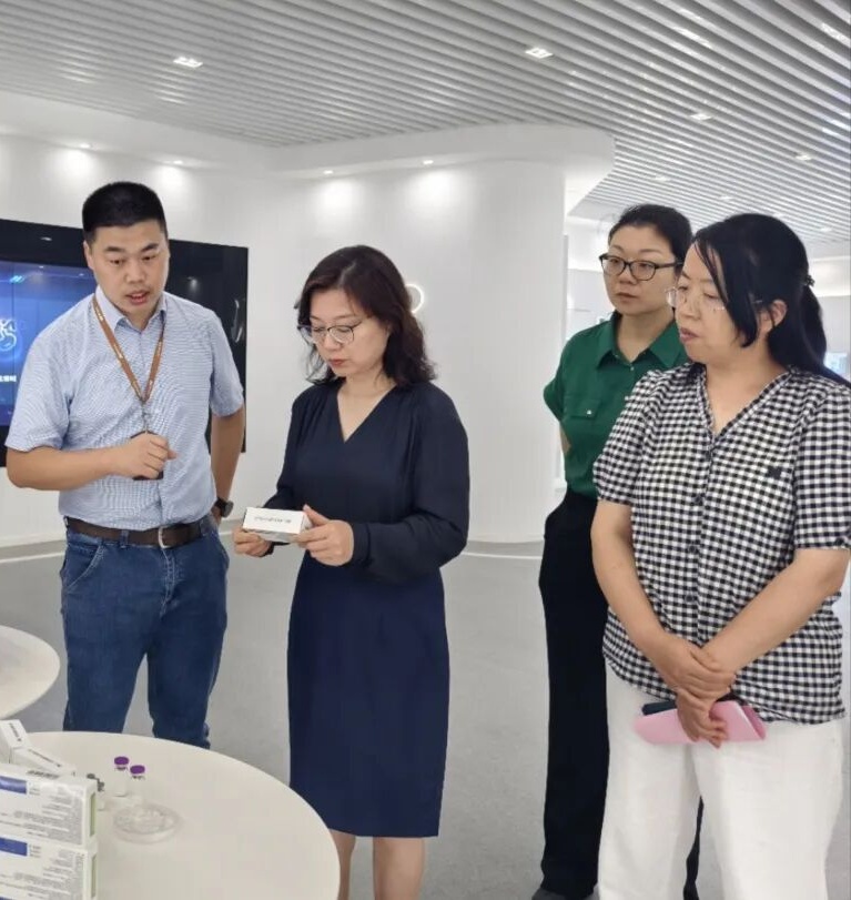 安徽省生命健康专班办公室主任徐雪晖莅临康诺生物调研